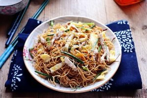 炒面多做这一步会特香，吃一碗根本不够-茉苛云生活