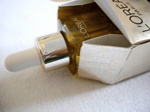 冬季护肤拒绝干燥 宋轶林允都用上“油”了-茉苛云生活